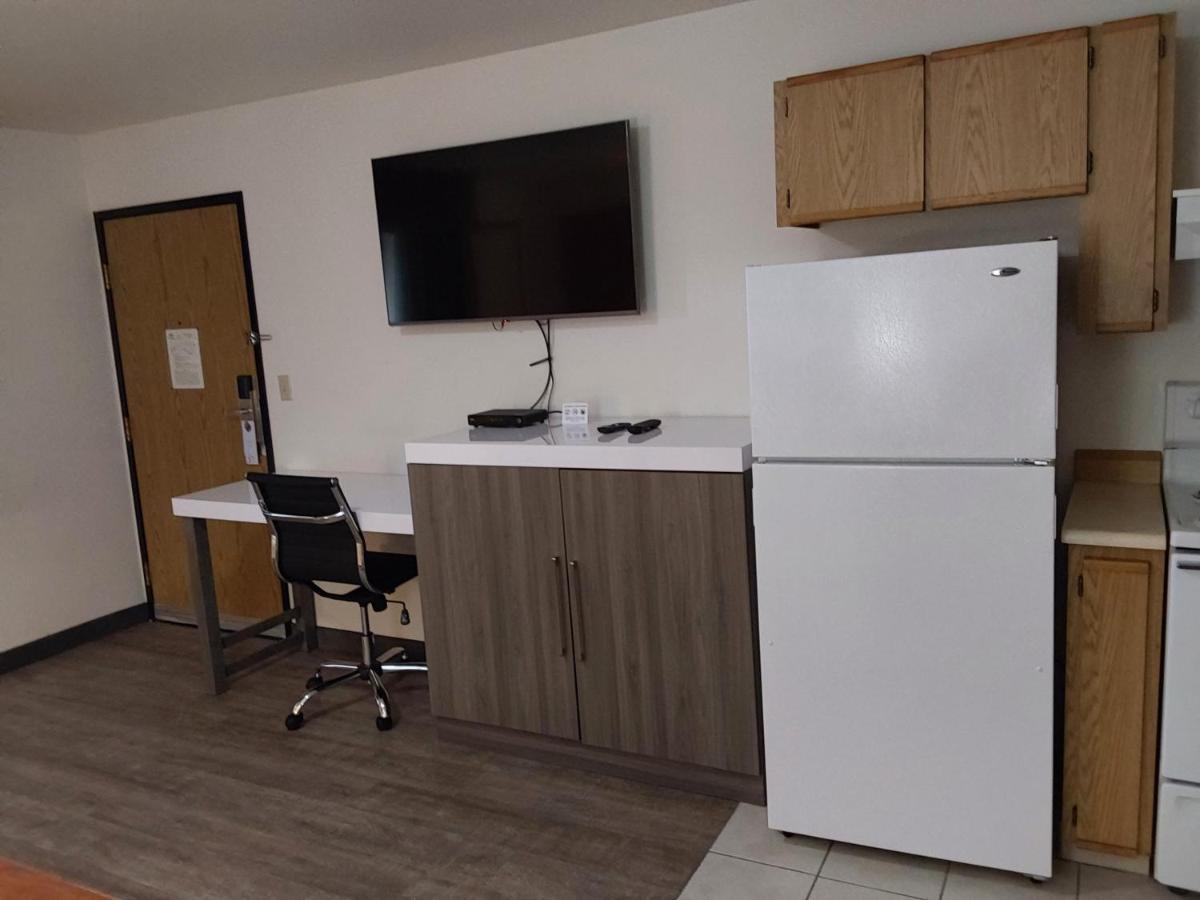 Lavissh Inn And Suites Μπέλινγκχαμ Εξωτερικό φωτογραφία